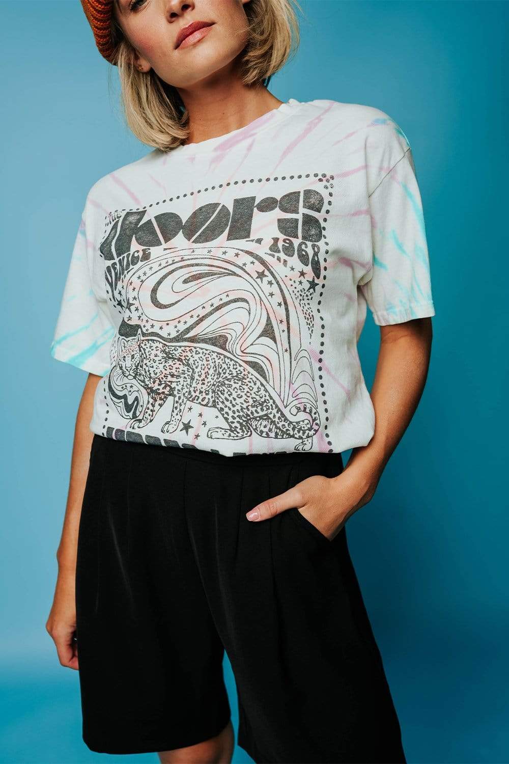 DayDreamer Doors Hello I Love You Tee | DayDreamer Doors Hello I Love You Tee | Clad & Cloth |  Tees | Amazon | Instagram.