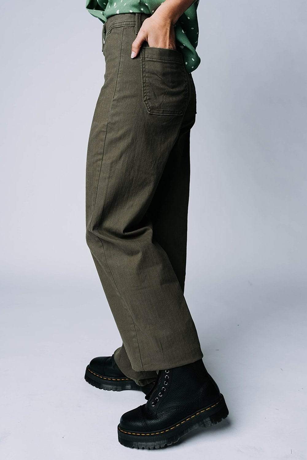 Levi's CL Utility Wide LB Jean in Olive Night Herringbone | Levi's CL Utility Wide LB Jean in Olive Night Herringbone | Clad & Cloth |  Bottom | Amazon | Instagram.